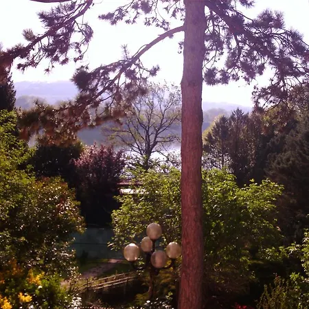 Villa I Cavalieri Del Lago *